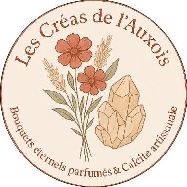 Un atelier où la cire, la pierre et le papier prennent vie.